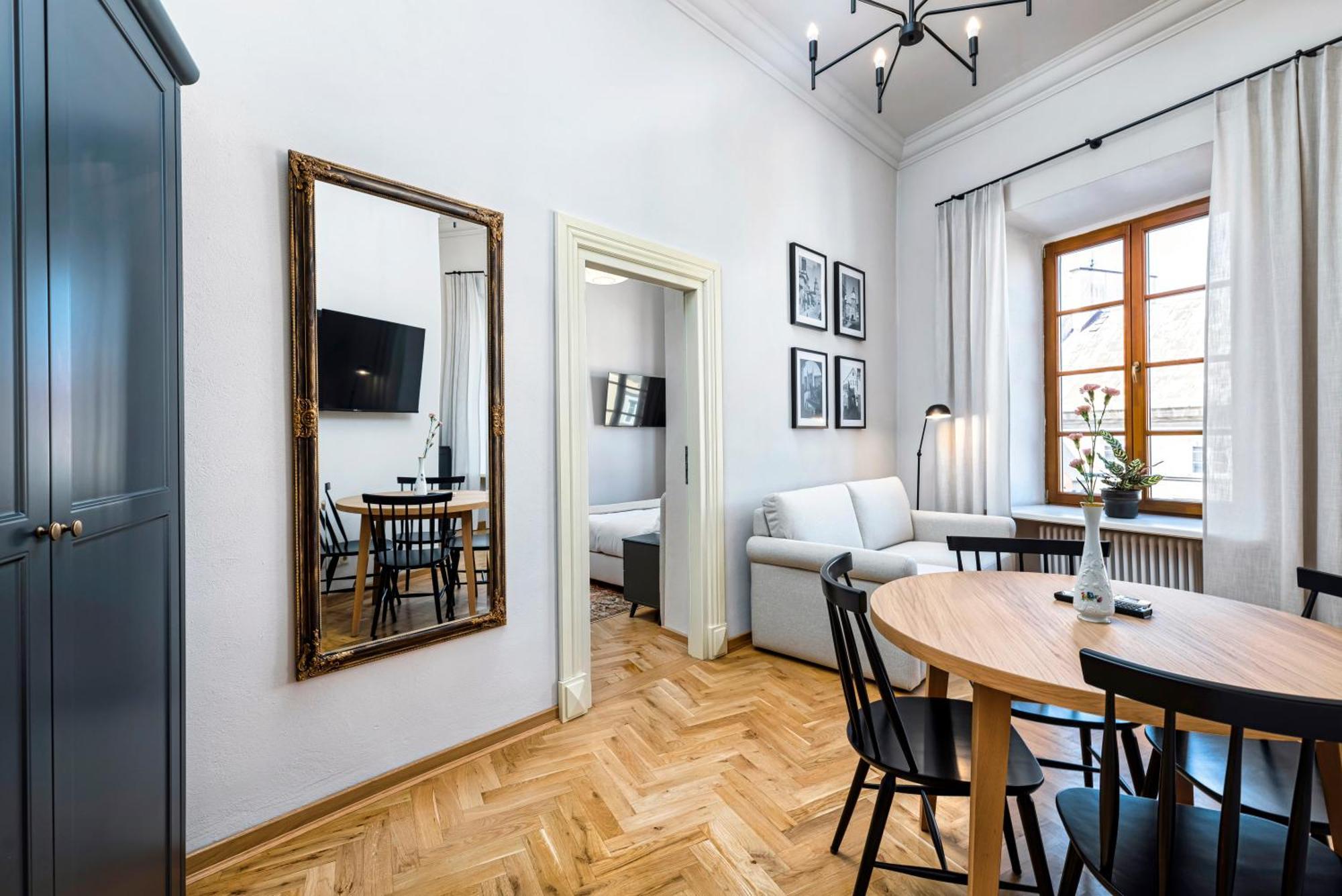 Easy Rent Apartments- Fontana Boutique Люблін Екстер'єр фото