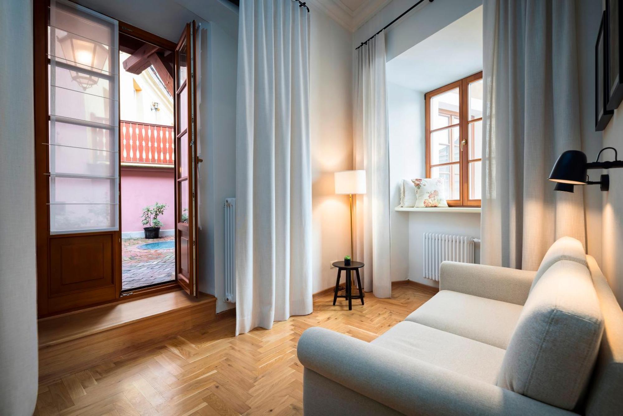 Easy Rent Apartments- Fontana Boutique Люблін Екстер'єр фото
